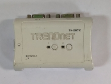 Коммутатор TRENDnet TK-207K без блока питания и кабелей